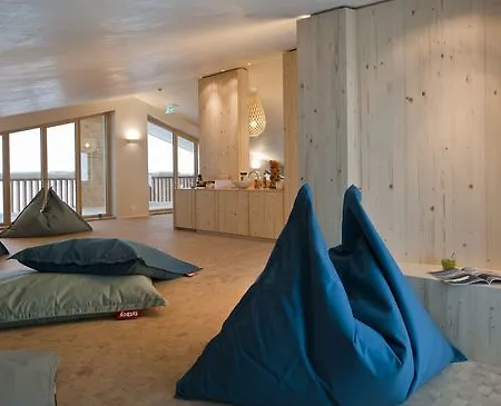 ホテル Bestzeit Lifestyle & Sport 3*