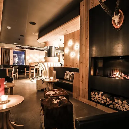 ホテル Bestzeit Lifestyle & Sport 3*