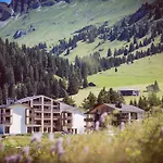 Bestzeit Lifestyle & Sport 3* باربان