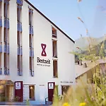 فندق Bestzeit Lifestyle & Sport باربان